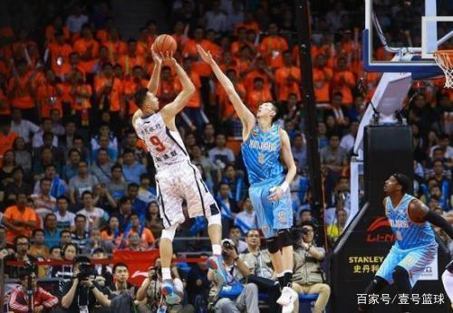 体育2023年03月09日《体育新闻》完整版