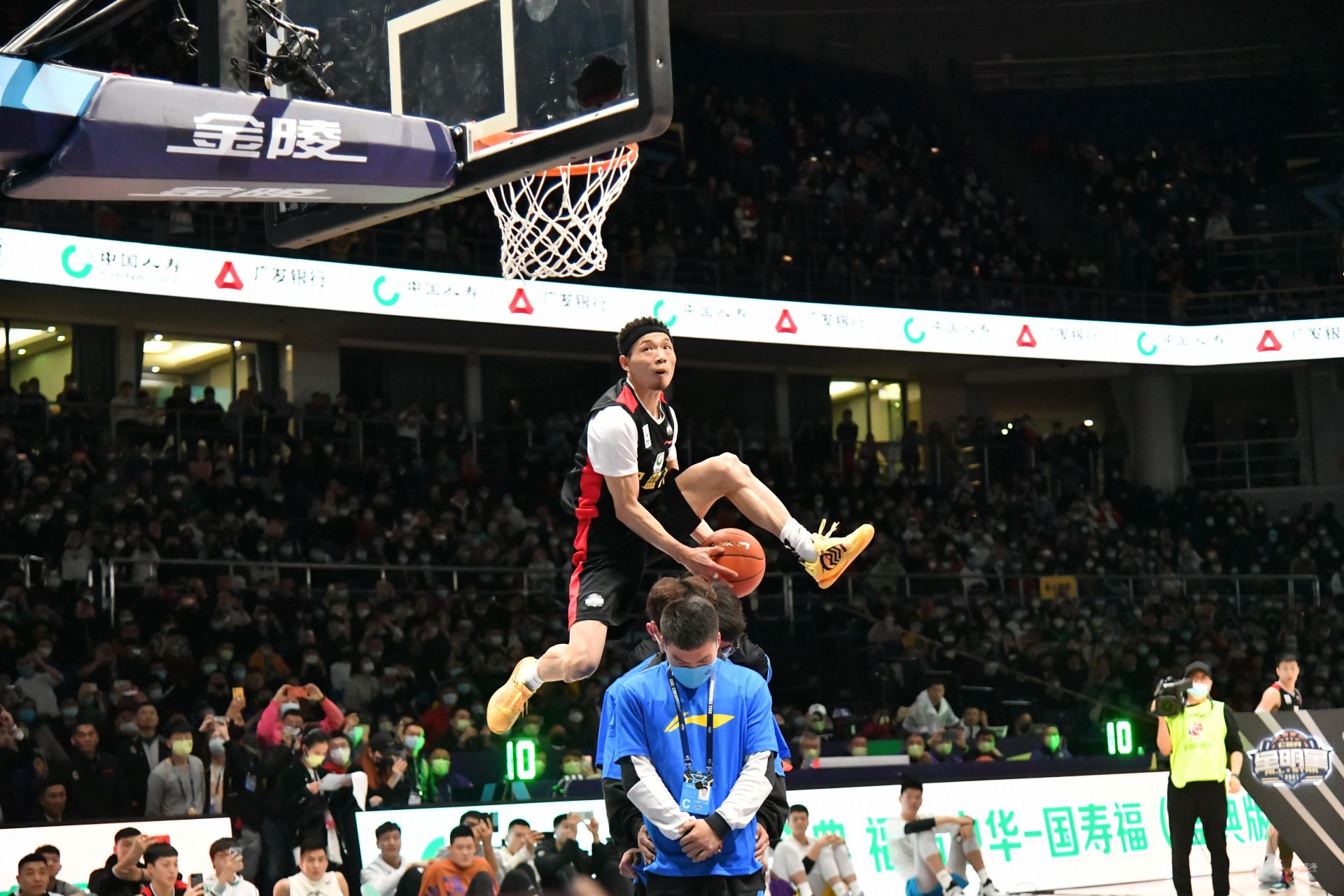 竞争激烈 竞争激烈