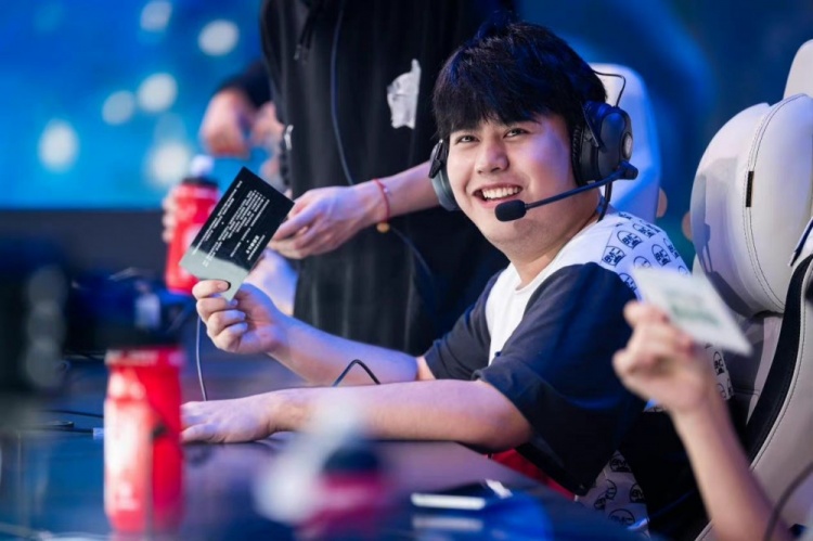 长台进攻迅 长台进攻迅