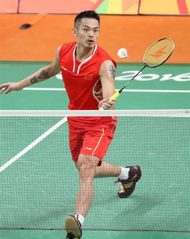 龙背上的骑 龙背上的骑